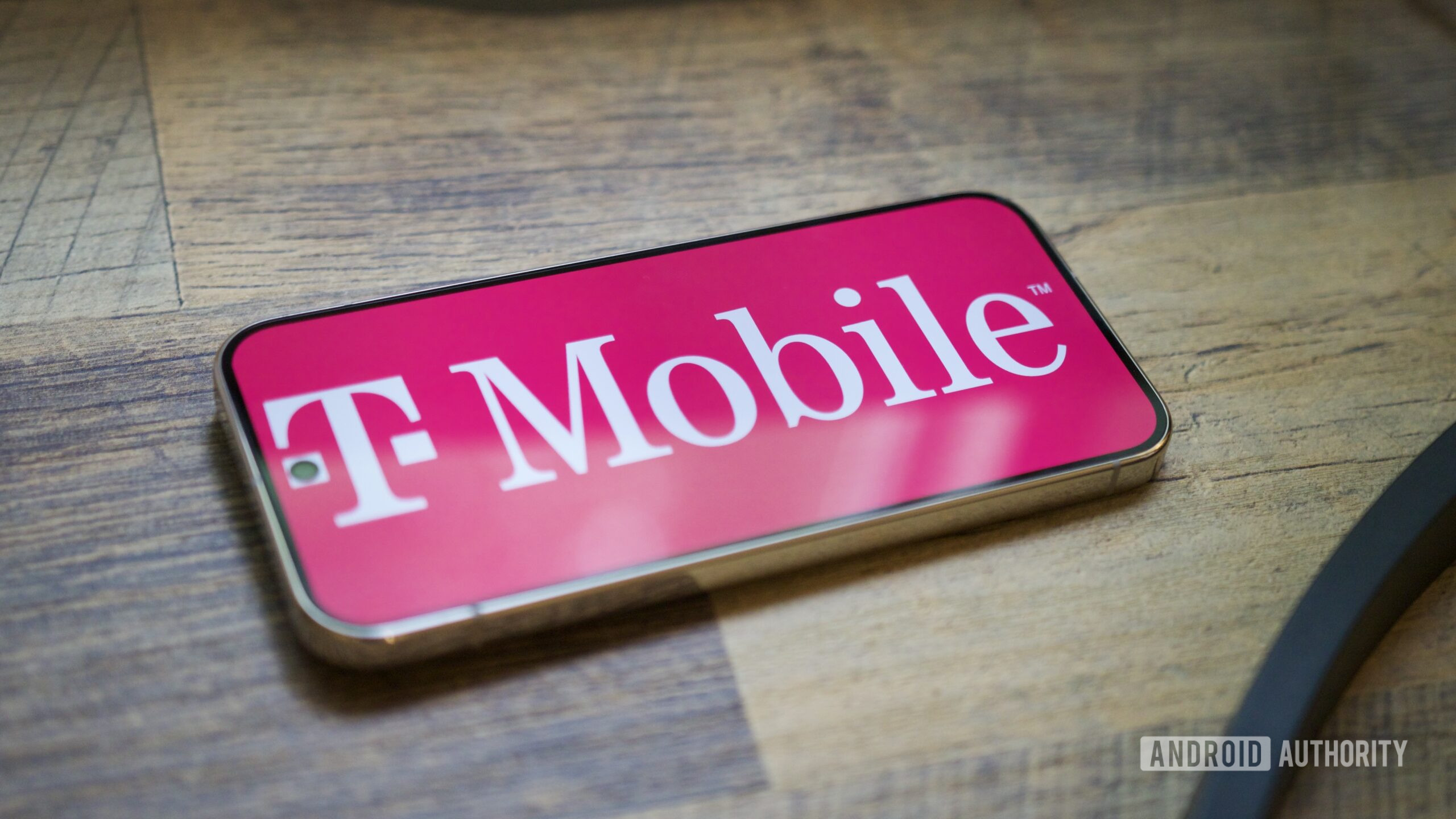 Aumento en tarifas de T-Mobile afectará a tus facturas mensuales
