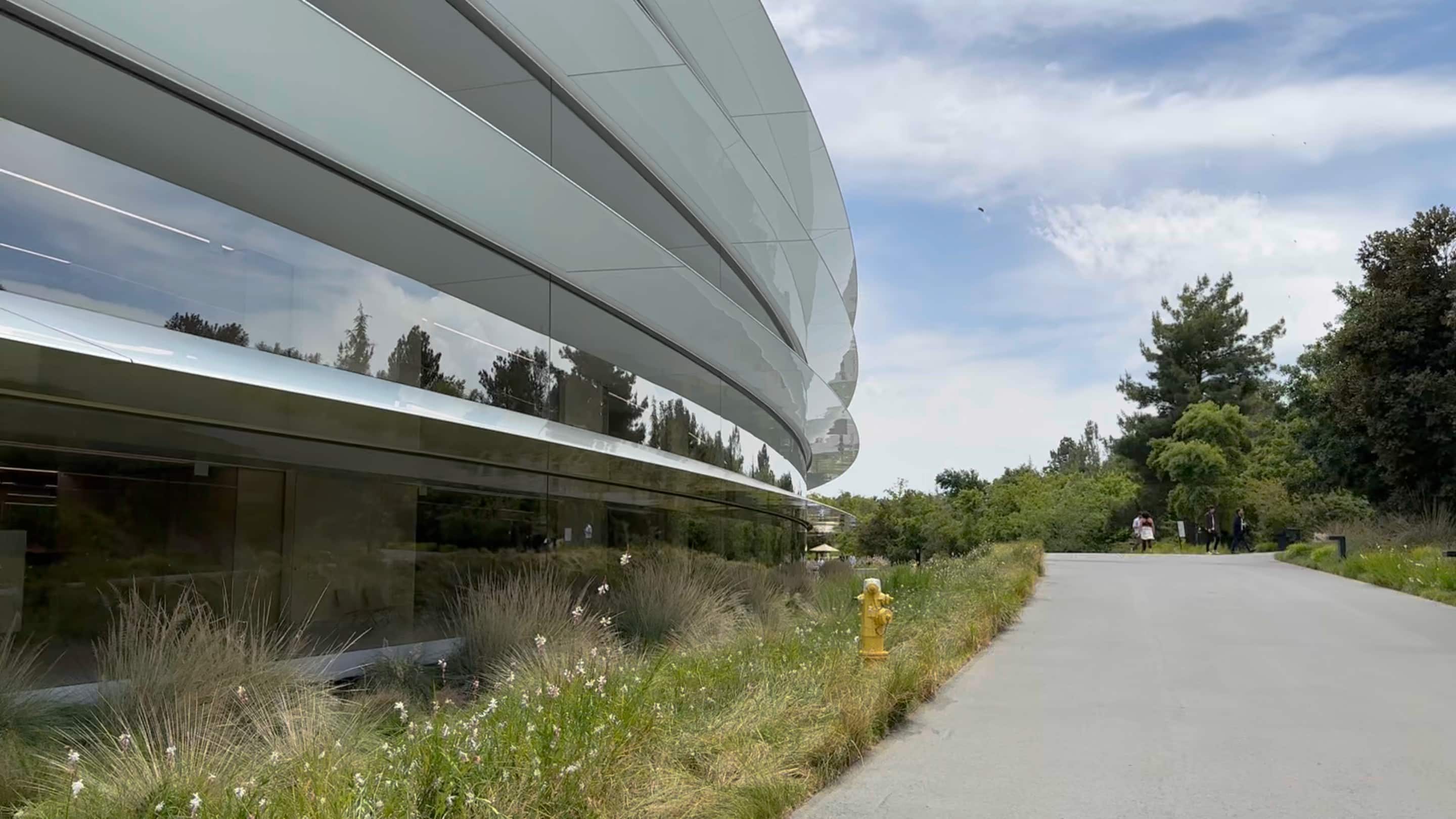 Apple condenada a pagar $5.7 mil millones por infracción